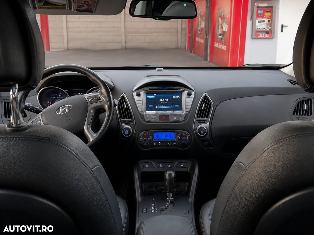 Hyundai ix35 2.0 CRDI 4WD Automatik Style - 12