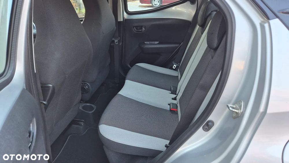 Toyota Aygo x-play - 12