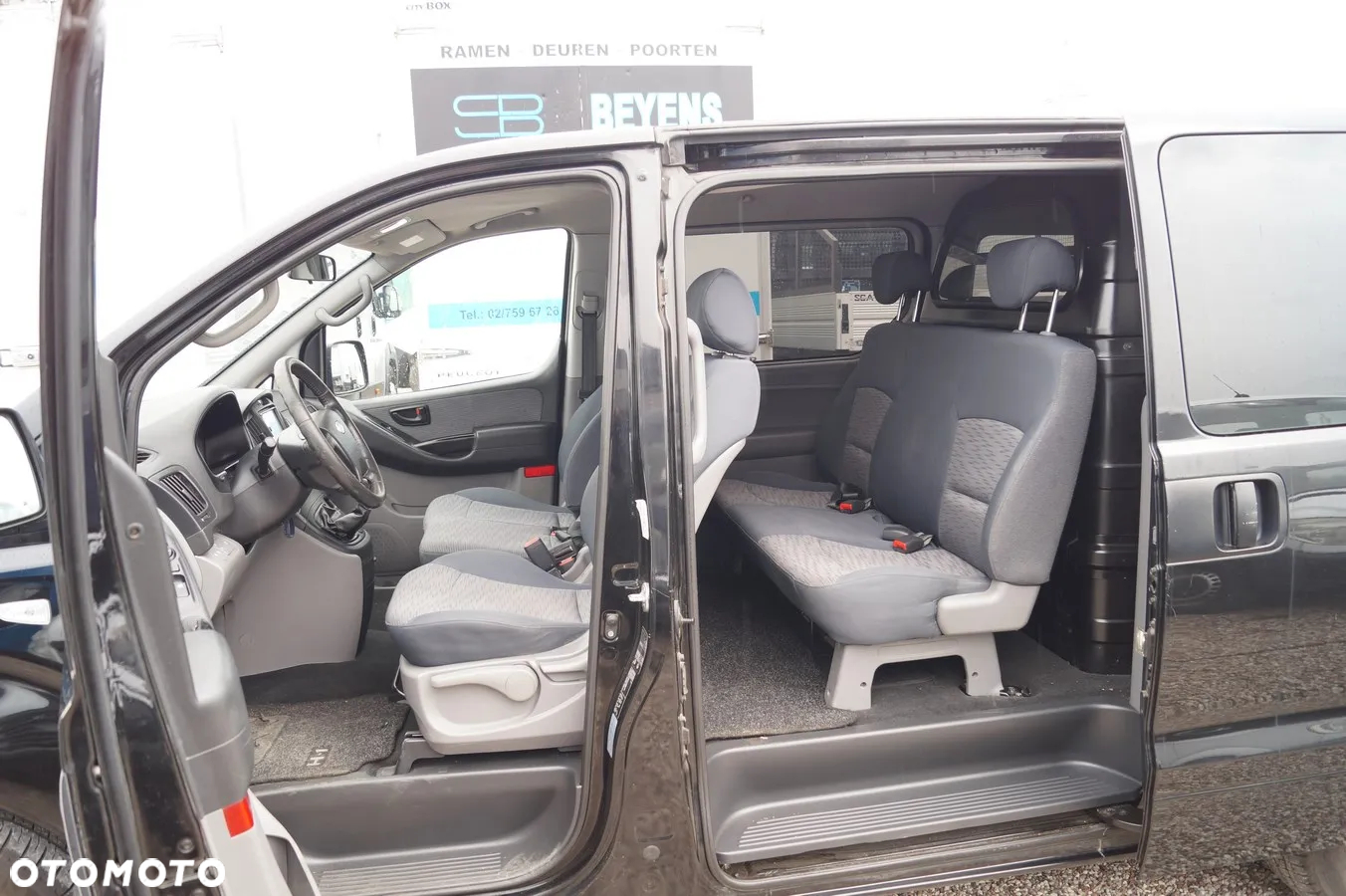 Hyundai H1 - 19