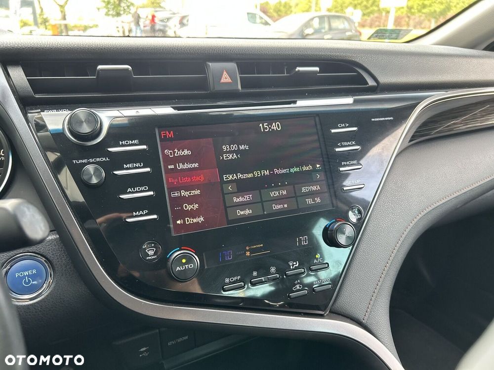Toyota Camry 2.5 Hybrid Prestige CVT - 17