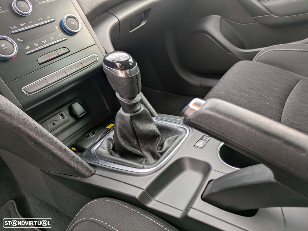 Renault Mégane Sport Tourer 1.5 Blue dCi Limited - 11