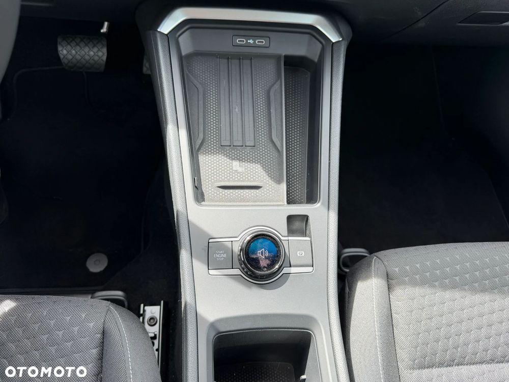 Volkswagen T-Roc 1.5 eTSI Life DSG - 22