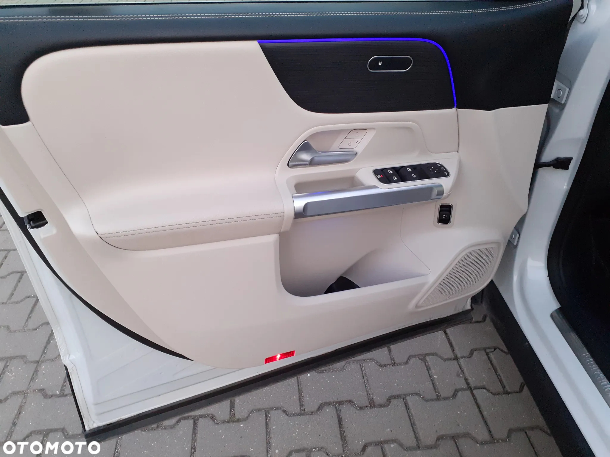 Mercedes-Benz GLB 200 Progressive 7G-DCT - 19