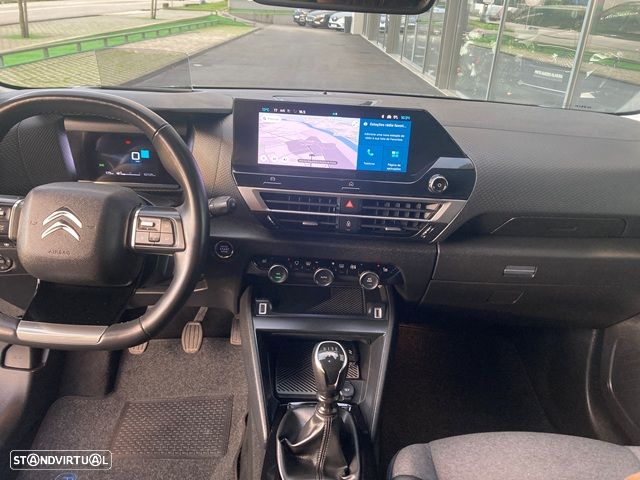 Citroën C4 PureTech 130 Stop&Start SHINE - 18