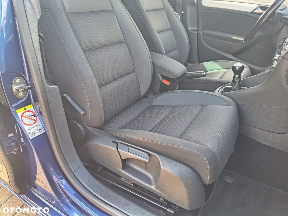 Volkswagen Golf 1.2 TSI Team - 32