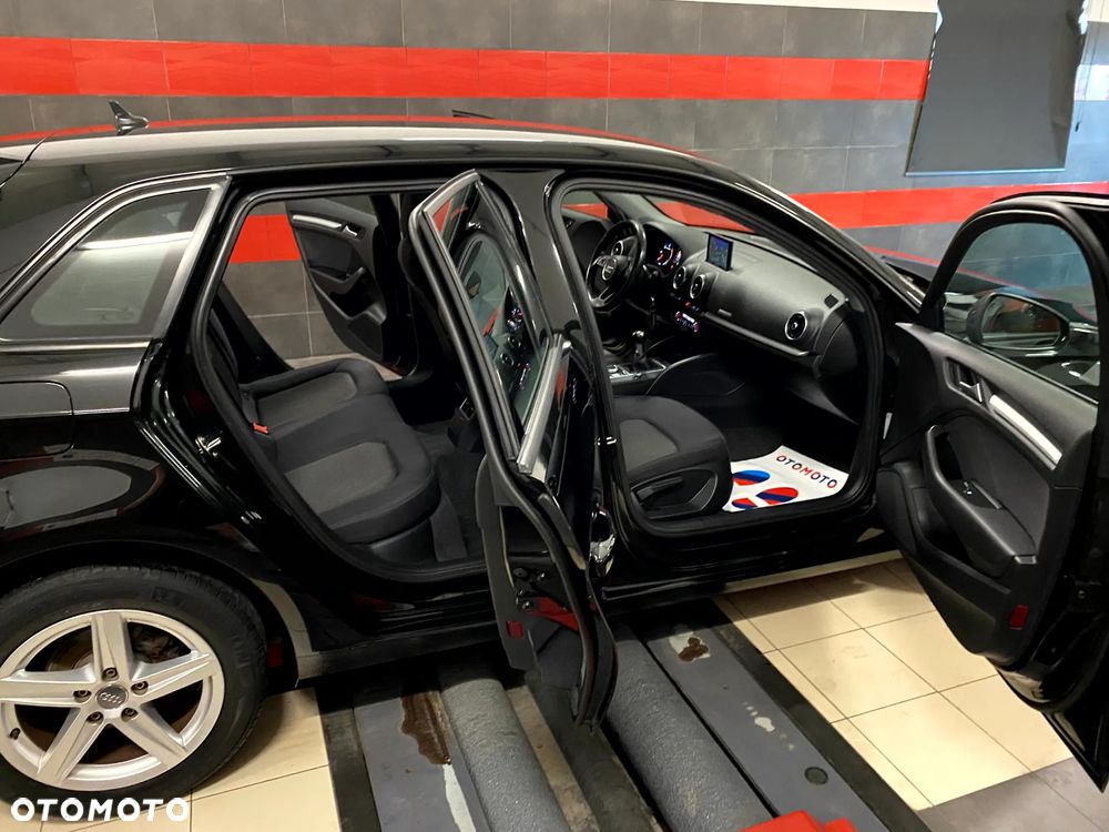 Audi A3 Sportback 1.6 TDI Sport - 24
