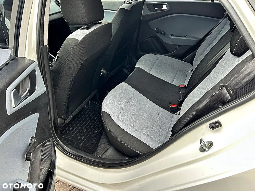 Hyundai i20 blue 1.2 YES Gold - 19