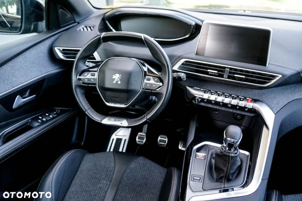 Peugeot 3008 1.5 BlueHDi GT S&S - 24