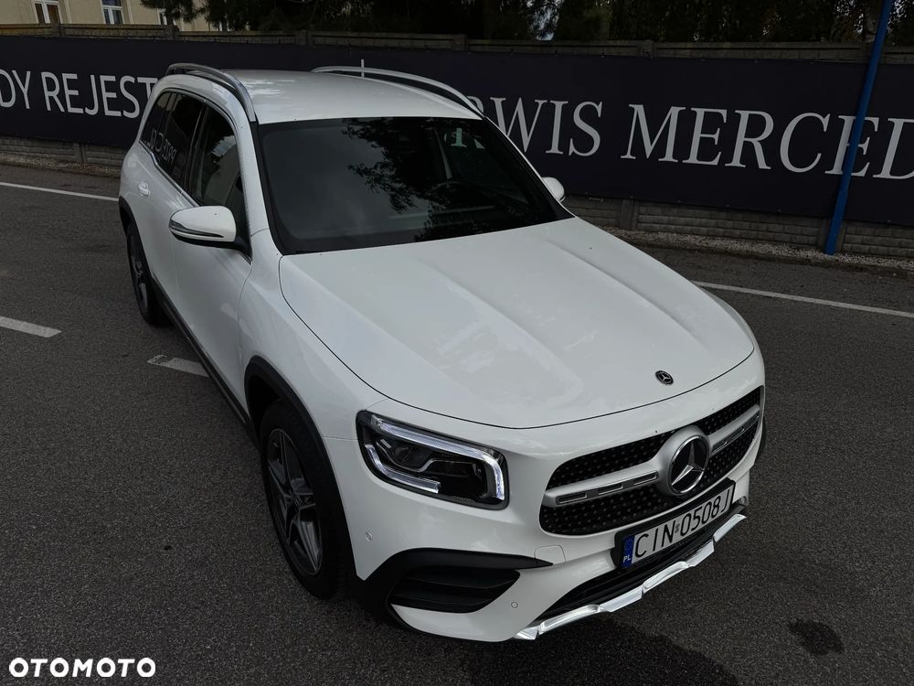 Mercedes-Benz GLB 200 4-Matic AMG Line 8G-DCT - 2
