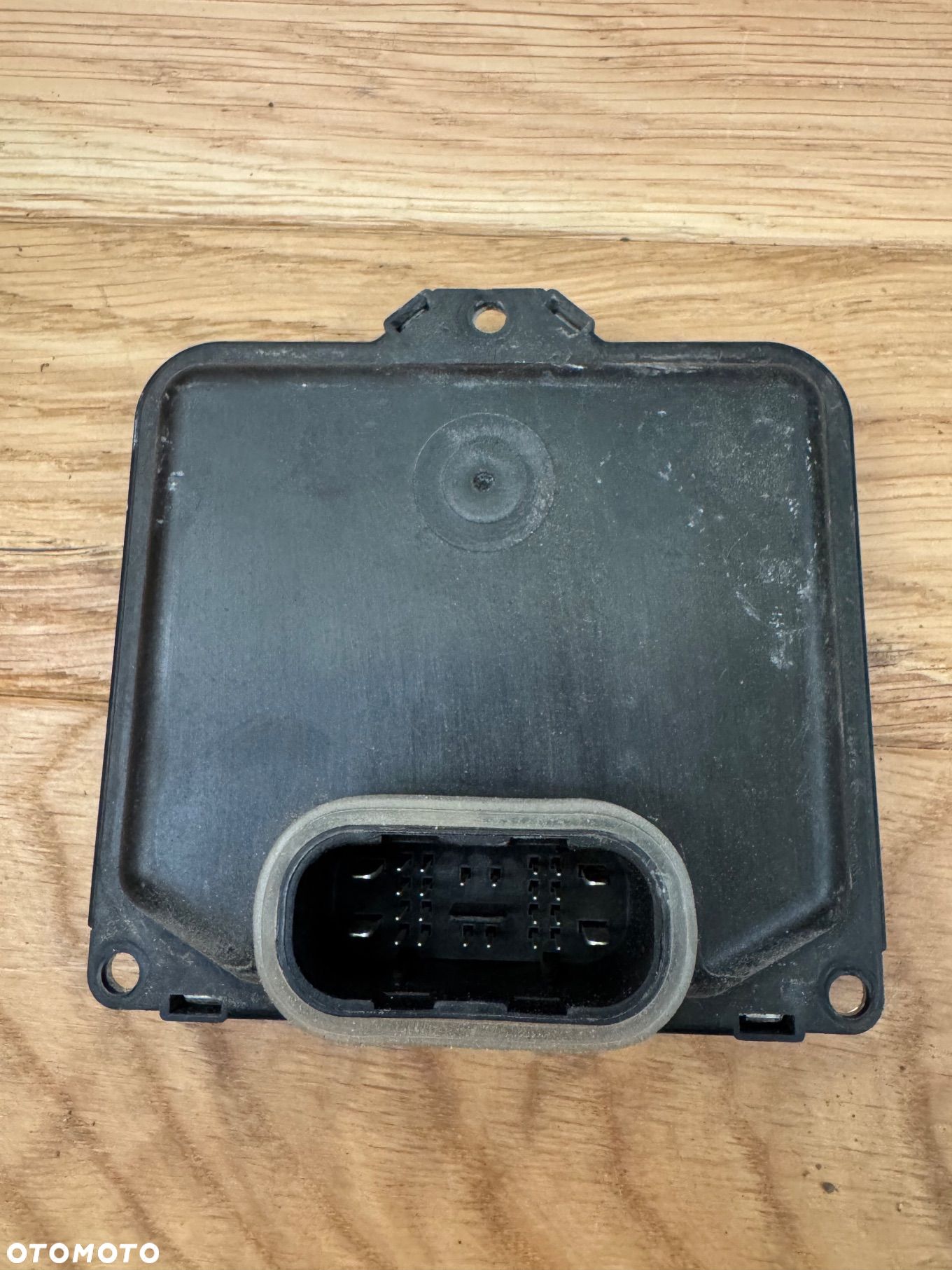 AUDI VW SKODA SEAT 8S0907397D PRZETWORNICA - 1