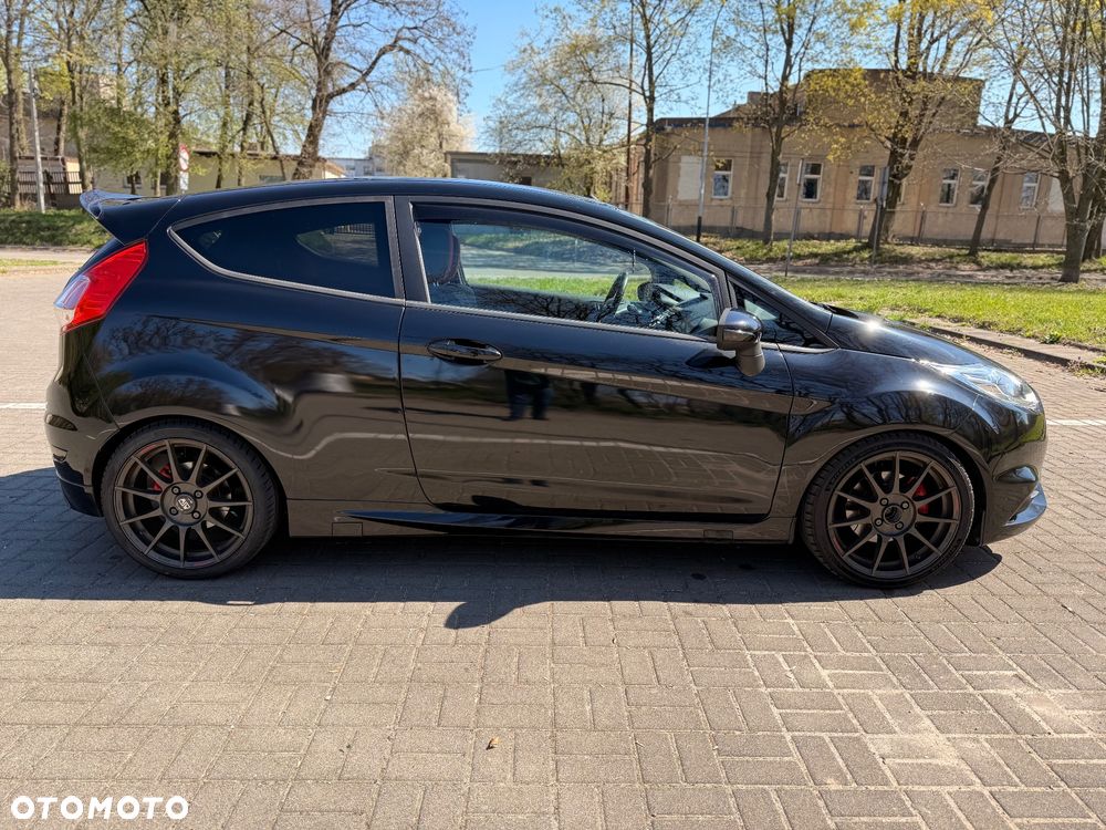 Ford Fiesta 1.6 EcoBoost ST - 7