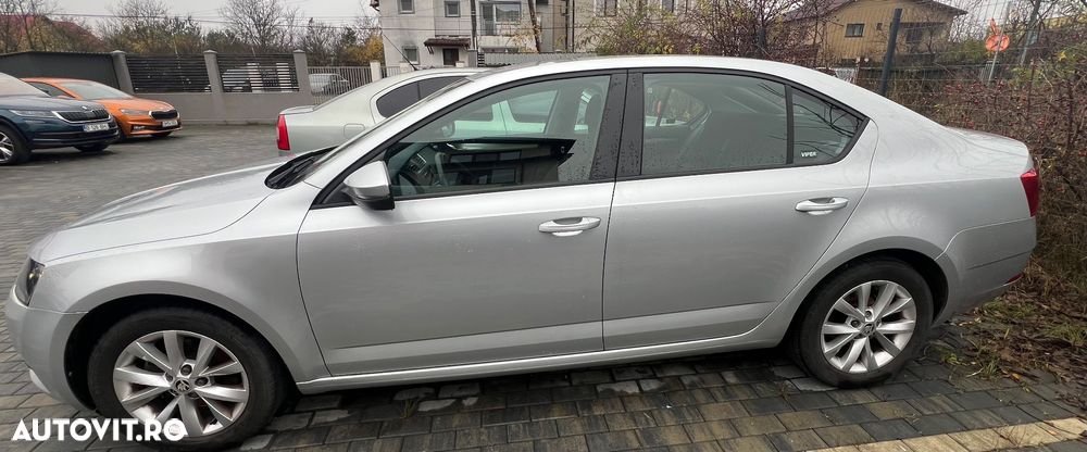 Skoda Octavia 1.0 TSI Style - 6