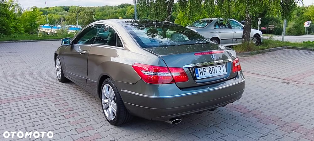 Mercedes-Benz Klasa E - 8
