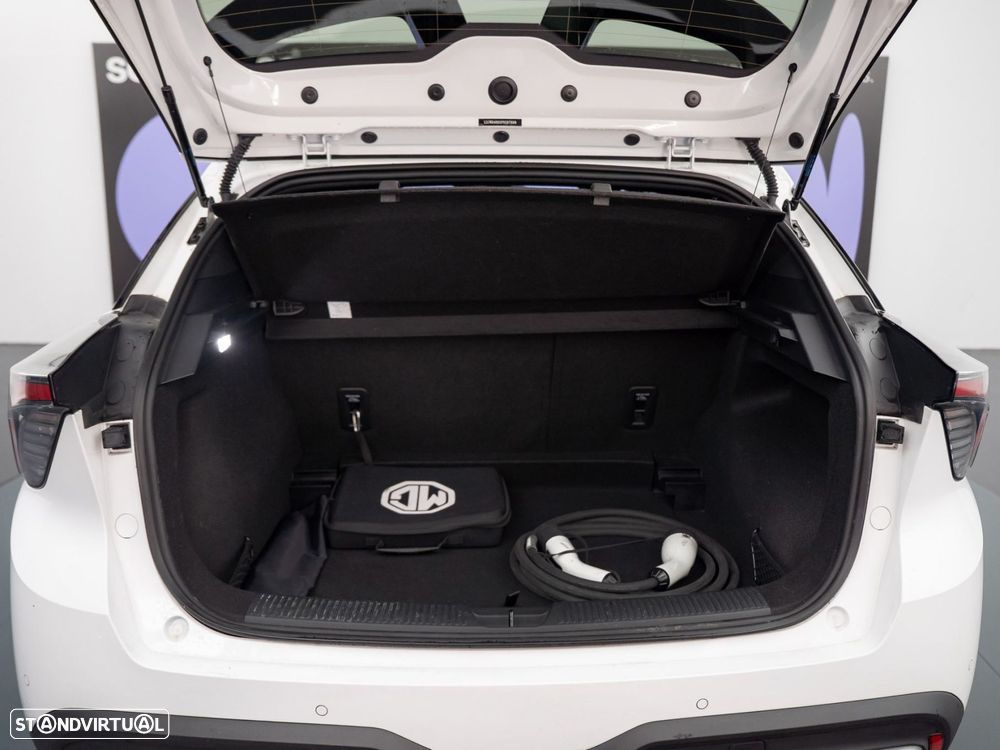 MG MG4 77 kWh Extended Range Luxury - 12