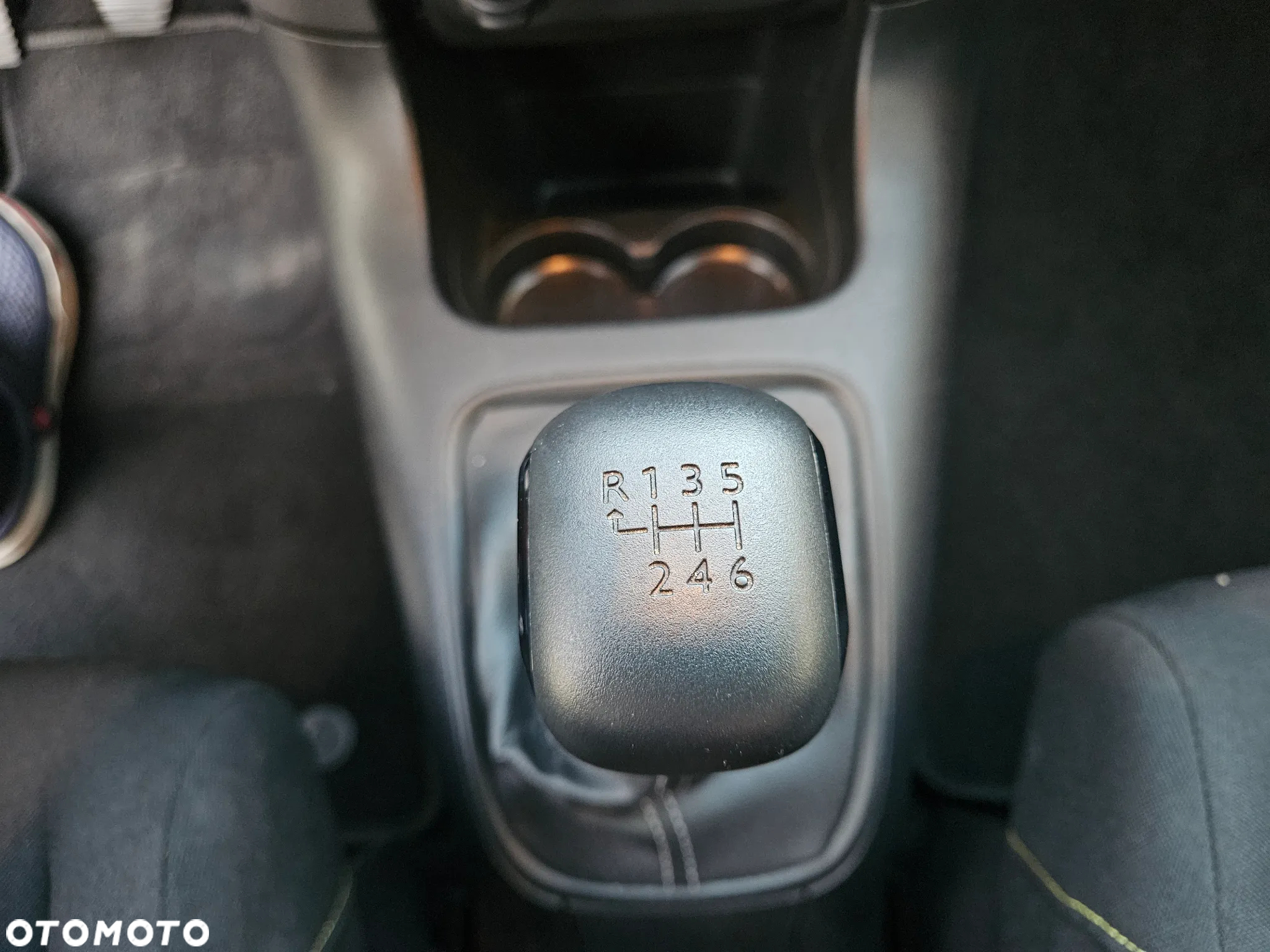 Citroën C3 1.2 PureTech C-Series - 14