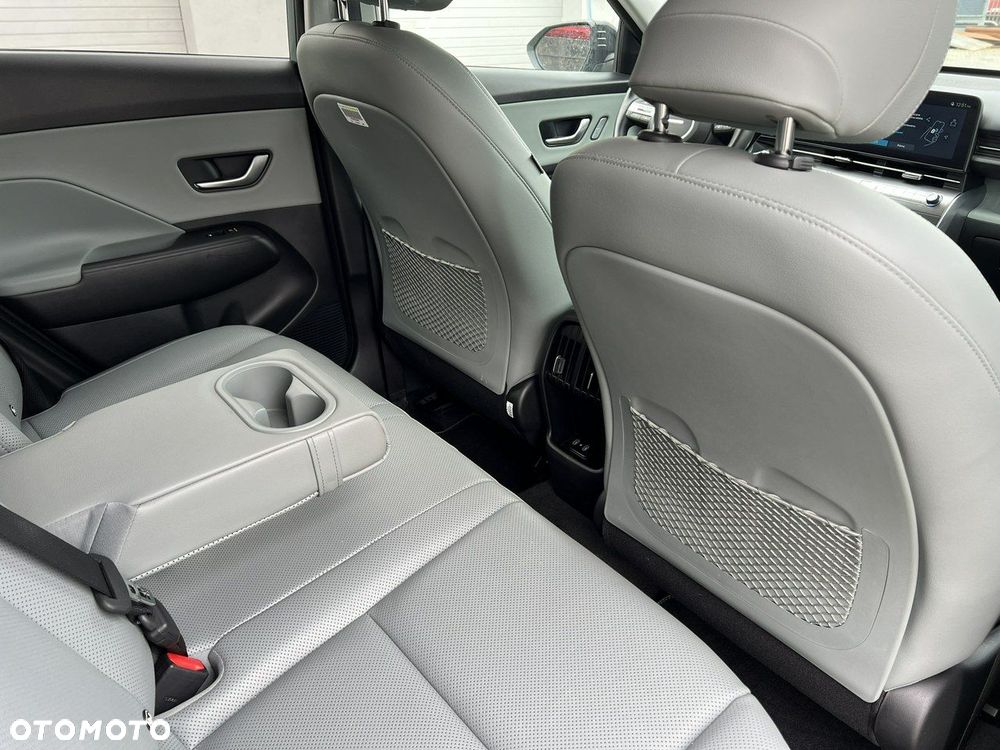 Hyundai Kona - 16