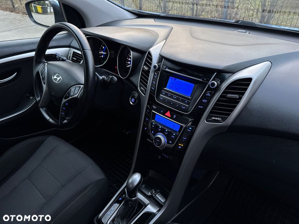 Hyundai i30 1.6 Automatik Style - 24