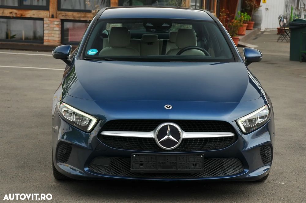 Mercedes-Benz A 180 d 7G-DCT Edition 19 - 21