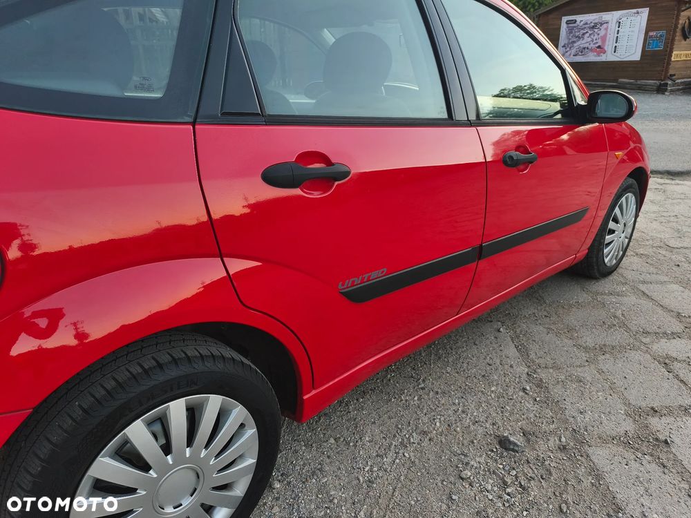 Ford Focus - 16