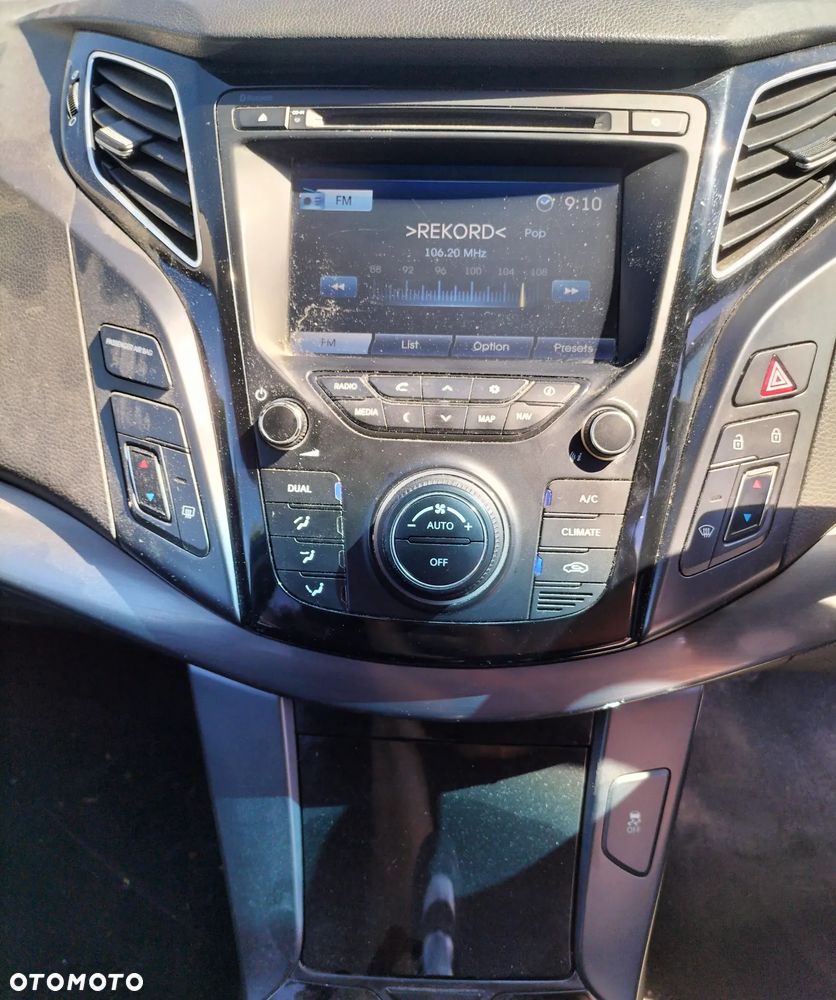 HYUNDAI i40 I CW (VF) 1.7 CRDi YU6 ZDERZAK PRZEDNI PDC KOMPLETNY DRZWI PRZÓD TYŁ MASKA BŁOTNIK LAMPA PAS PRZEDNI KLAPA SZYBA LUSTERKO SILNIK SKRZYNIA CAŁY NA CZĘŚCI - 10