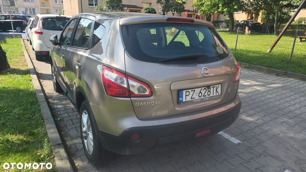 Nissan Qashqai 2.0 dCi Acenta EU5 - 6