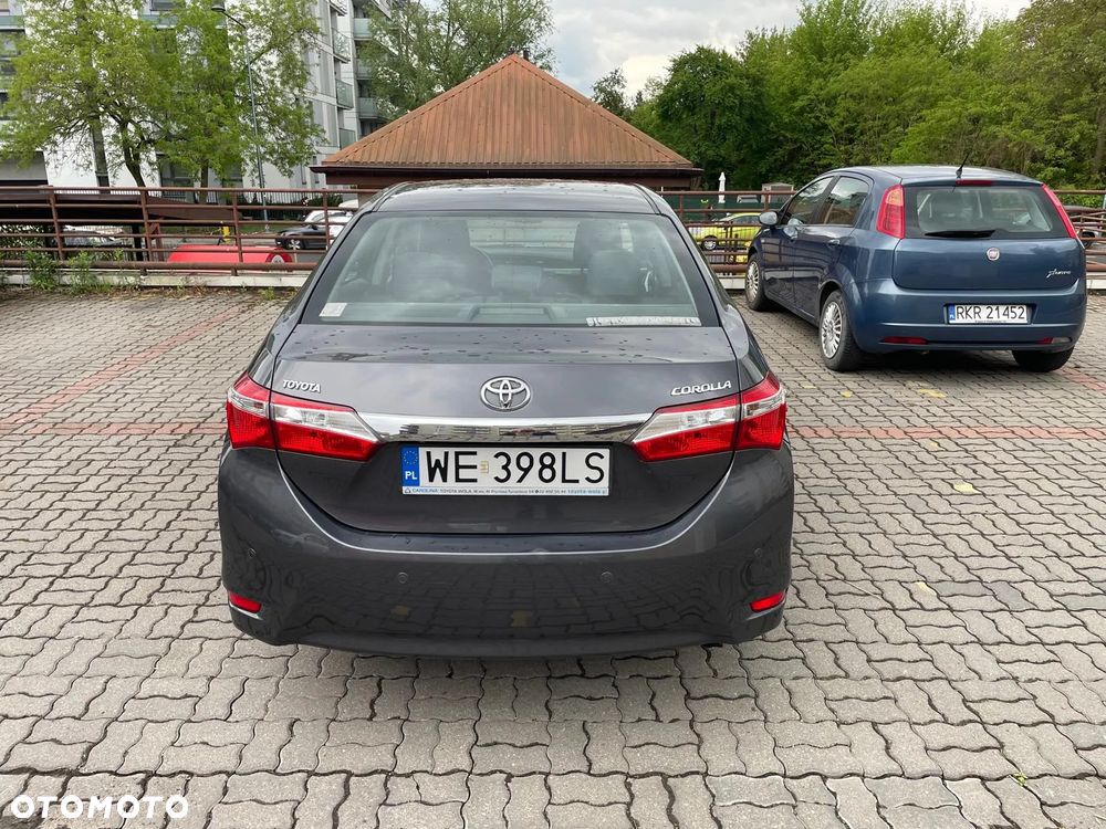 Toyota Corolla 1.6 Premium - 4