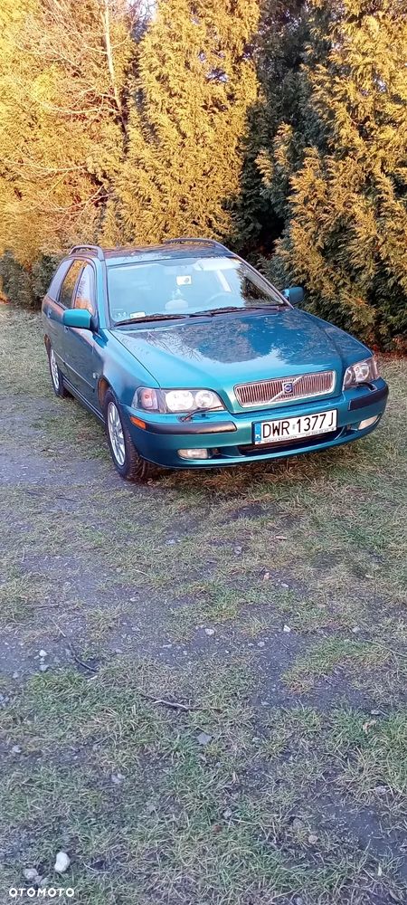 Volvo V40 2.0 - 6
