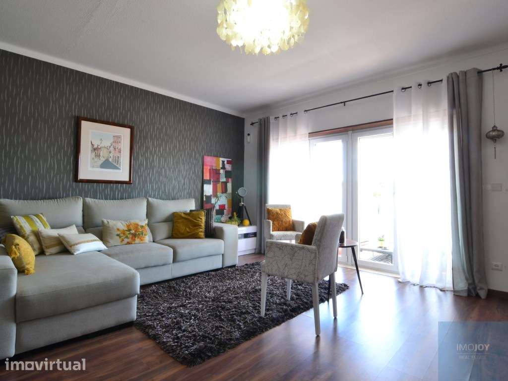 Apartamento T3 Renovado na Nazaré - Grande imagem: 3/47