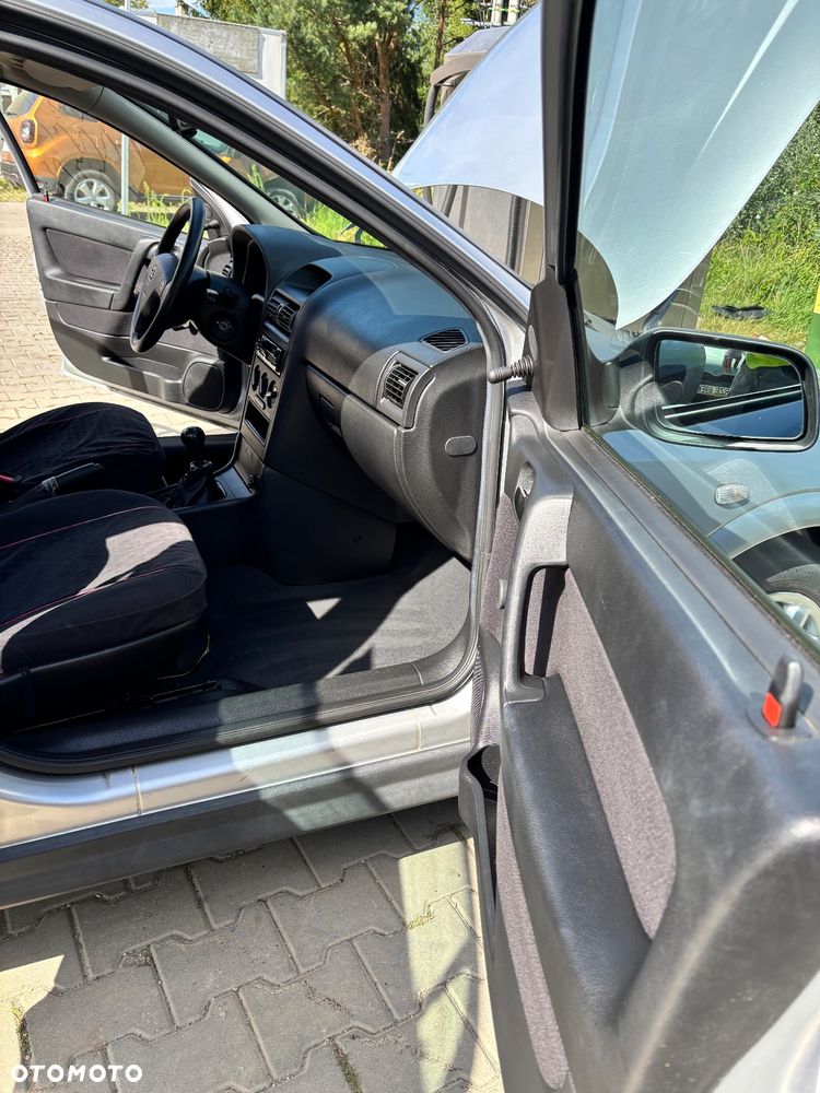 Opel Astra - 21