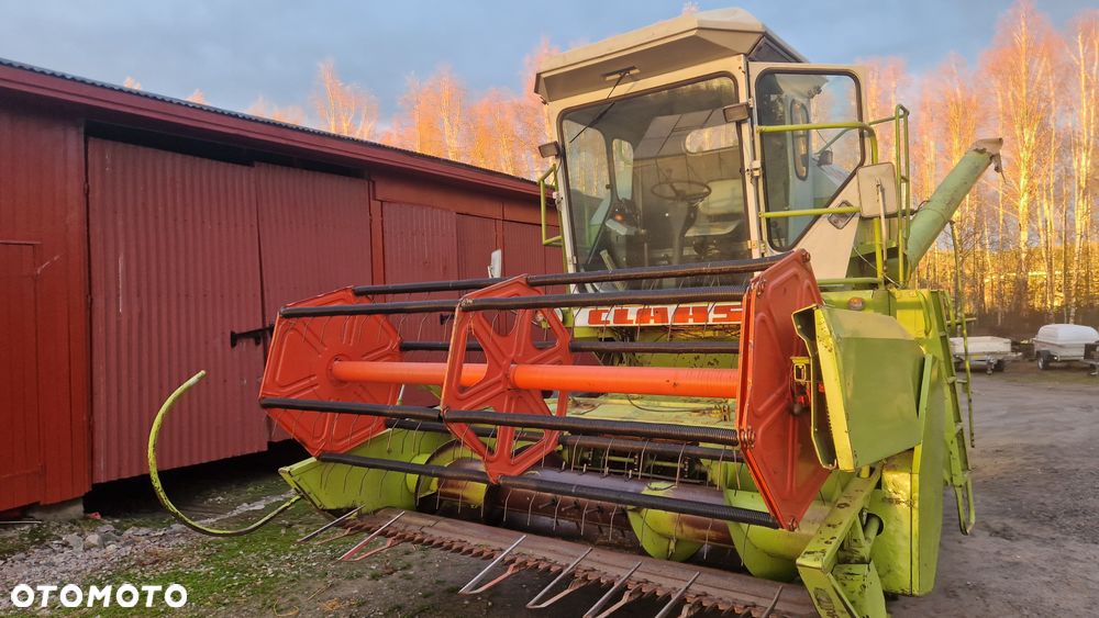 Claas Dominator 48 - 16