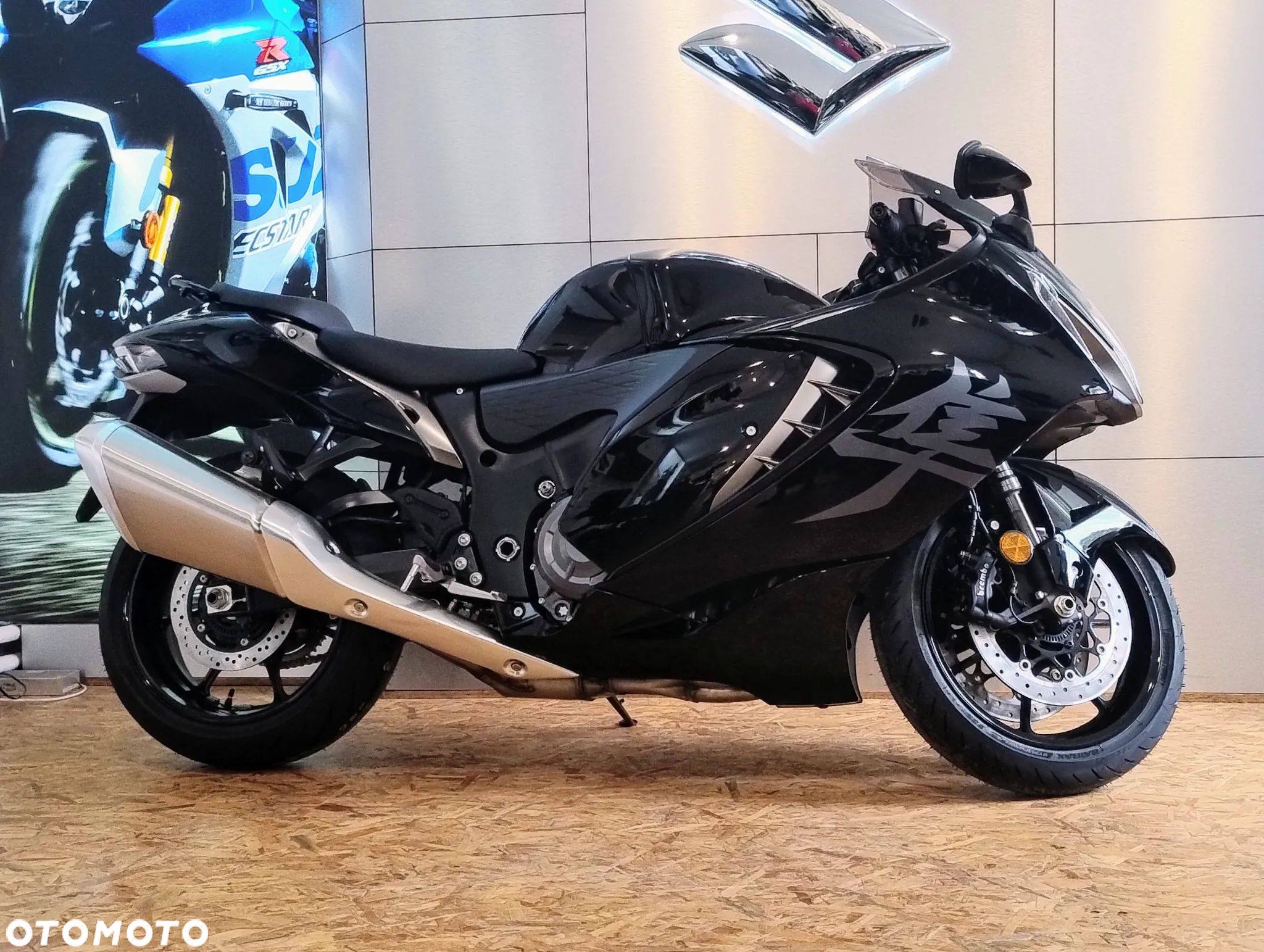 Suzuki Hayabusa - 1