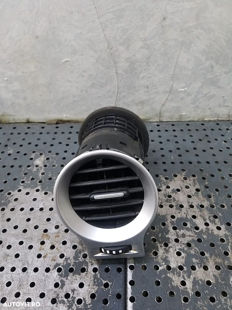 Grila ventilatie bord centru stanga renault koleos 1hy 68751jy00a 68751jy00b - 1