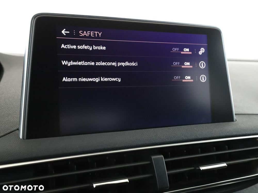 Peugeot 3008 1.2 PureTech GT S&S - 27