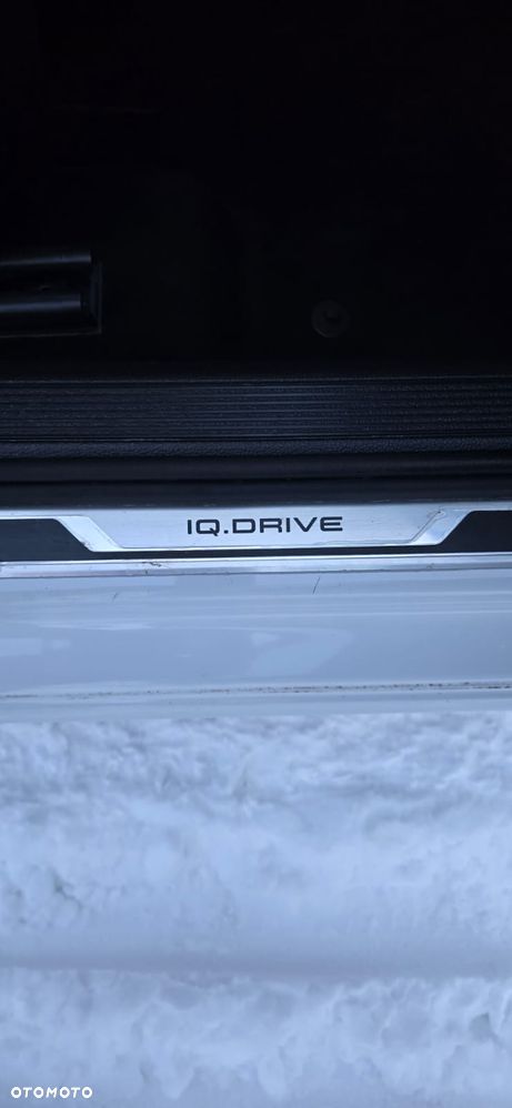 Volkswagen Golf 1.6 TDI SCR IQ.DRIVE - 32
