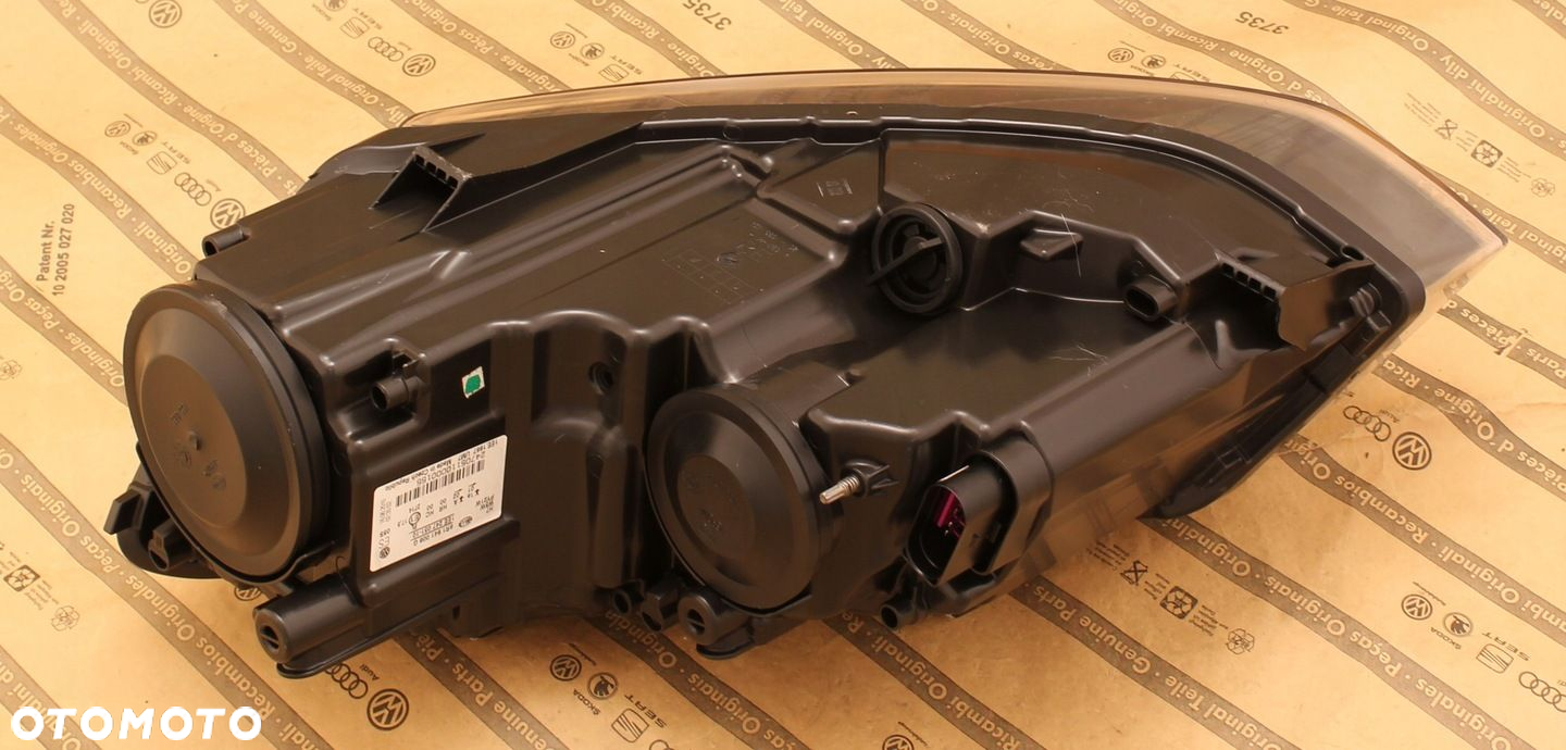 VW POLO V 6R 6R0 09-14 LAMPA PRZÓD HELLA CZARNA - 2