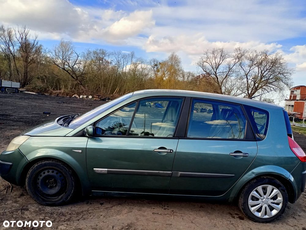 Renault Scenic 1.6 Confort Privilege - 2