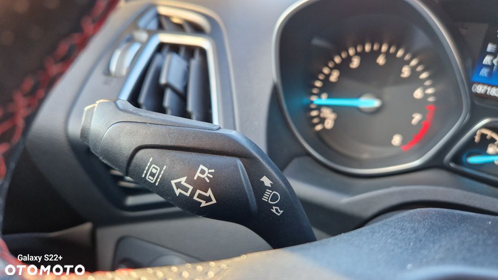 Ford Kuga 1.5 EcoBoost 2x4 ST-Line - 18