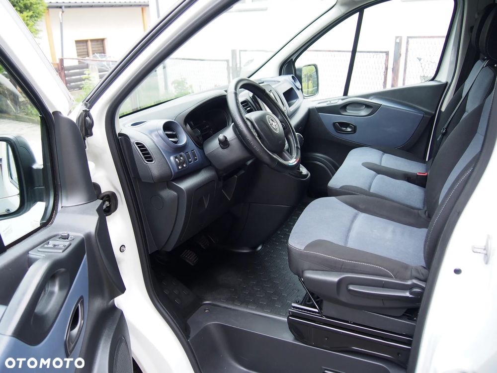 Opel VIVARO - 9