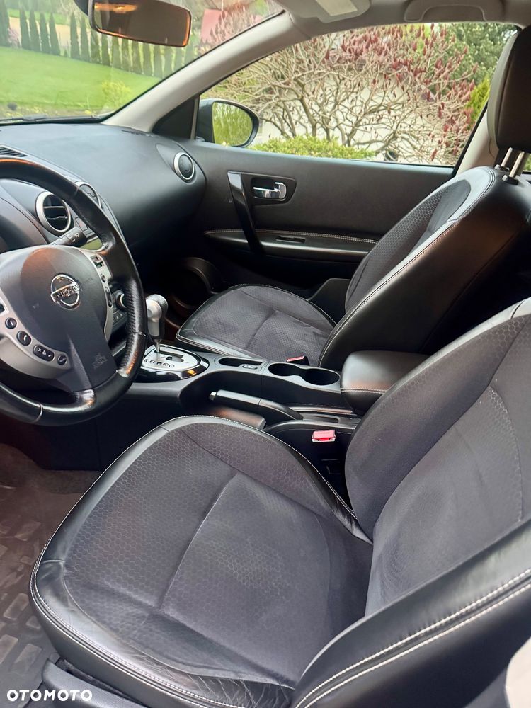 Nissan Qashqai 2.0 4 x 4 CVT 360 - 28