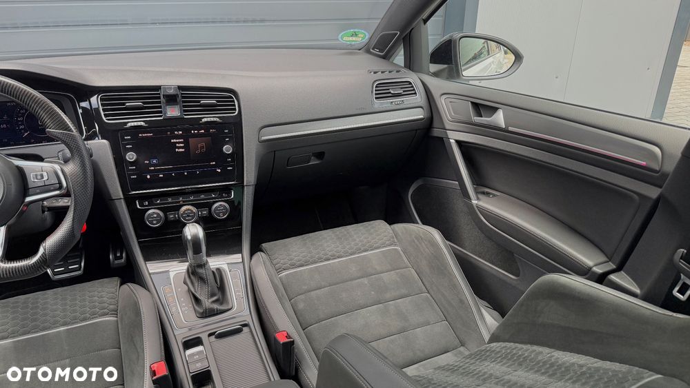 Volkswagen Golf GTD 2.0 TDI SCR DSG - 26