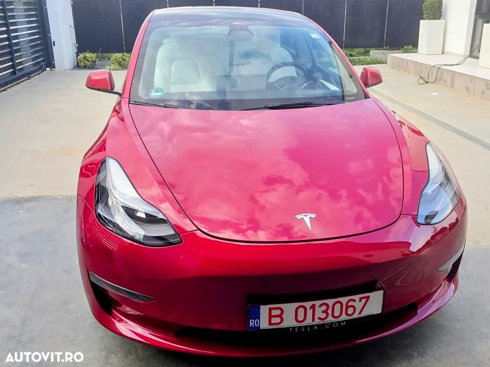 TESLA Model 3 2022 — imagine 5