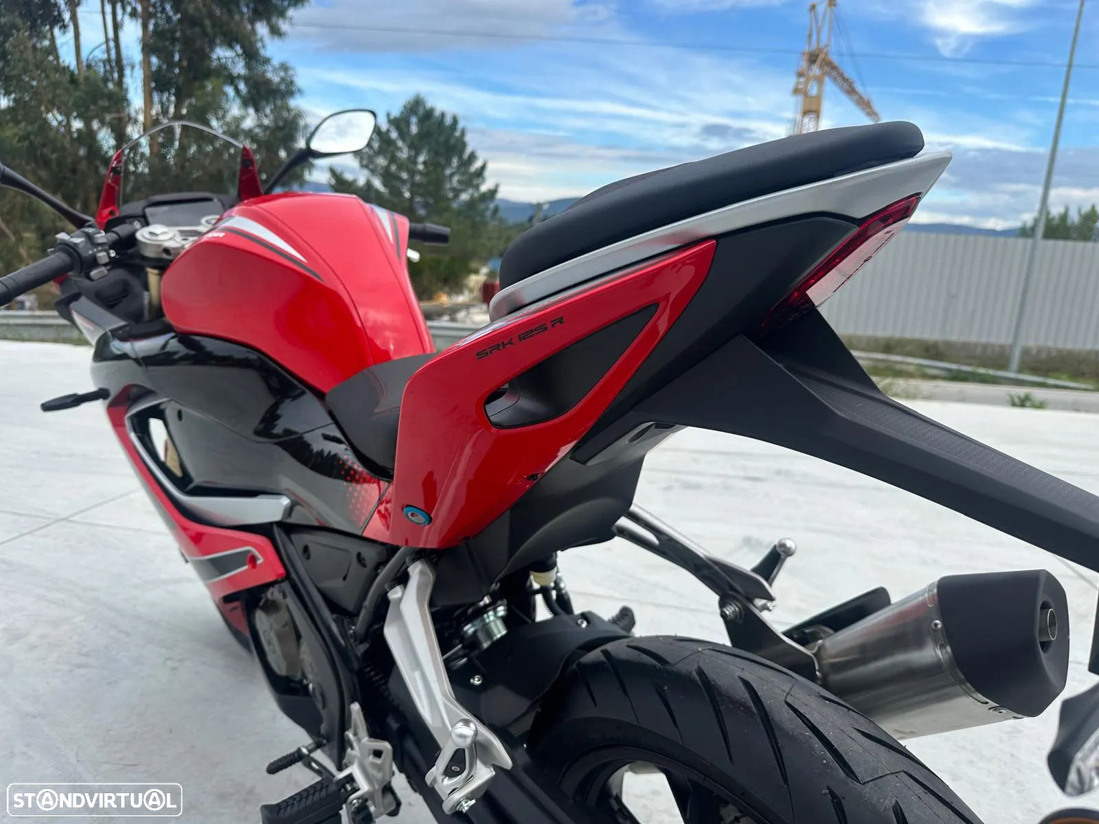 QJ Motor SRK 125R - 7