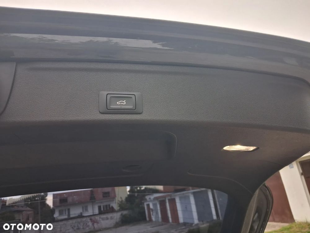 Audi A4 Avant 2.0 TDI - 18