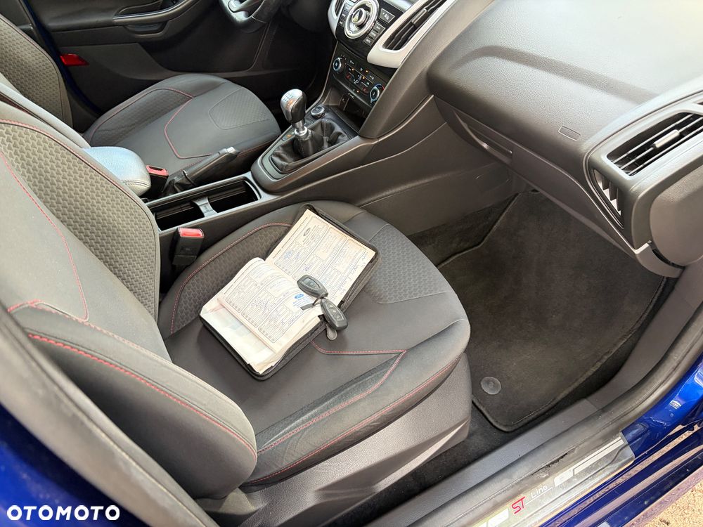 Ford Focus 1.5 EcoBoost STart-Stopp-System ST-LINE - 28