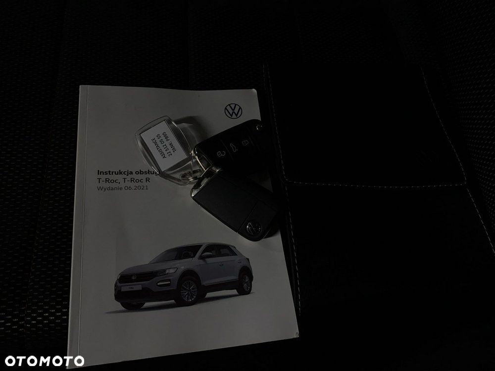 Volkswagen T-Roc - 41