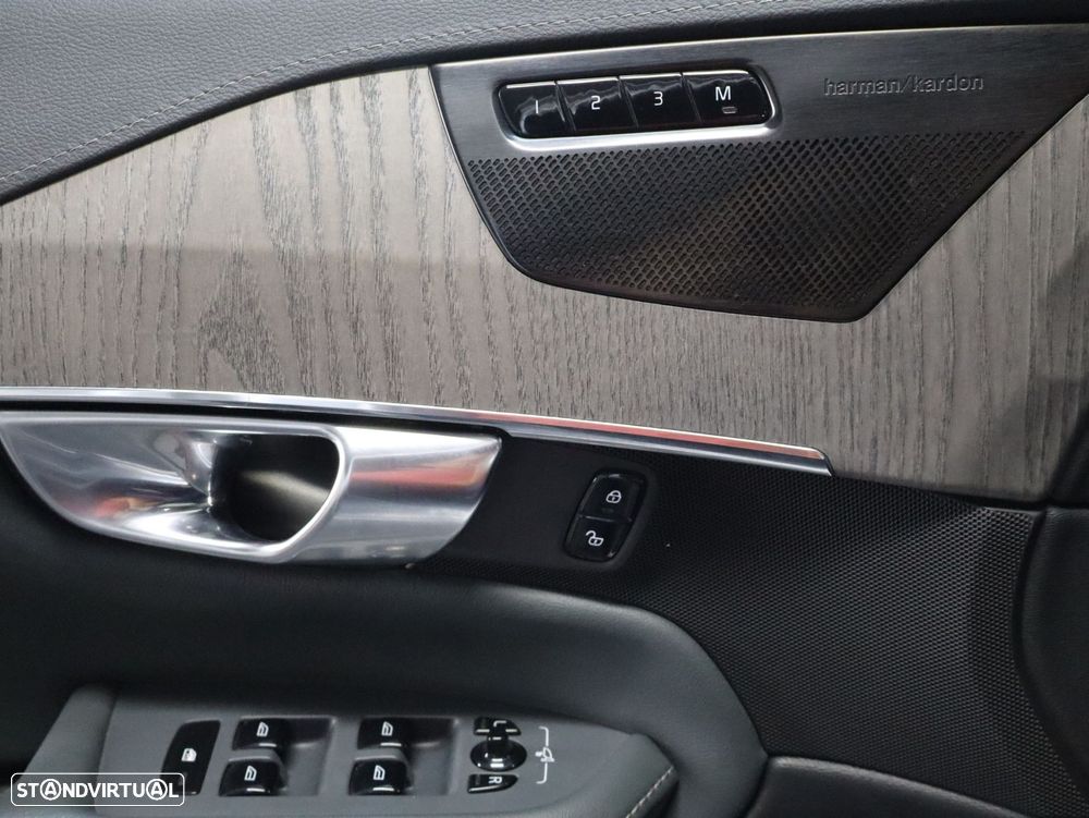 Volvo XC 90 2.0 T8 PHEV Inscription AWD - 23