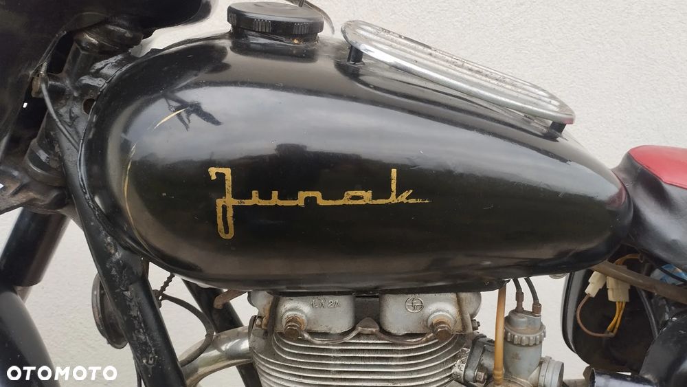 Junak Inny - 12