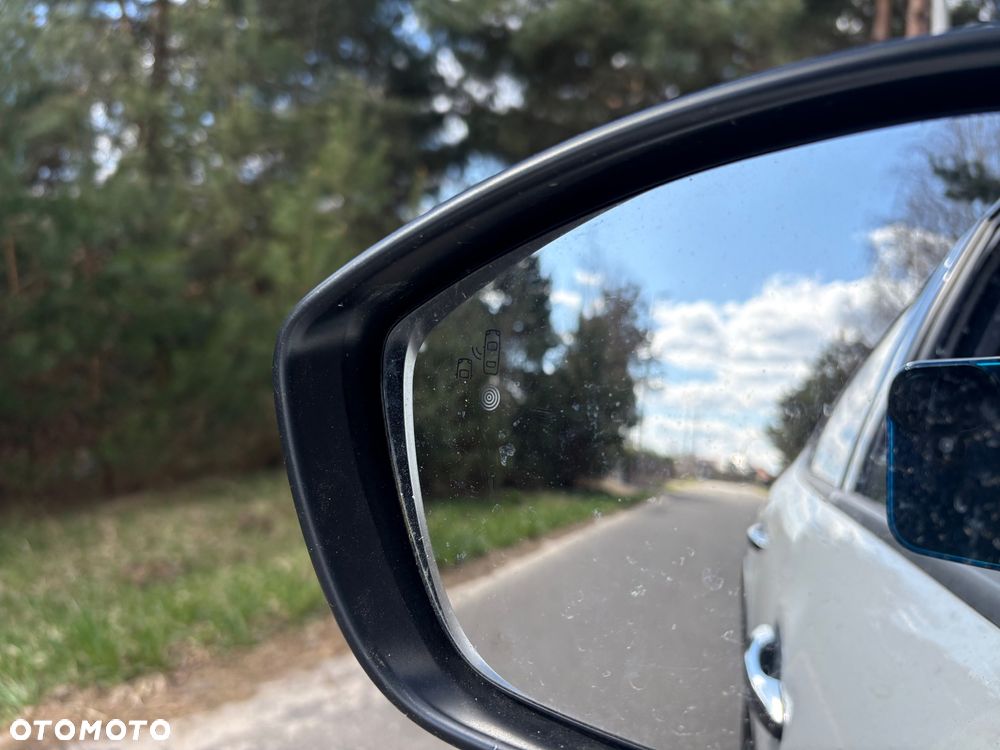 Citroën C3 1.2 PureTech Shine - 17