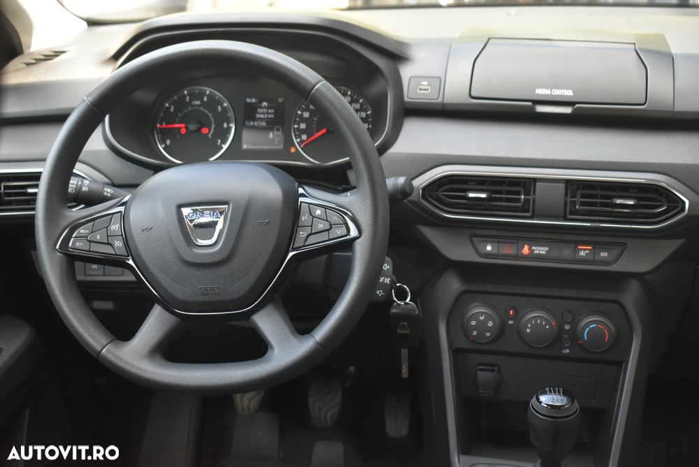 Dacia Logan TCe 90 MT5 Comfort - 14
