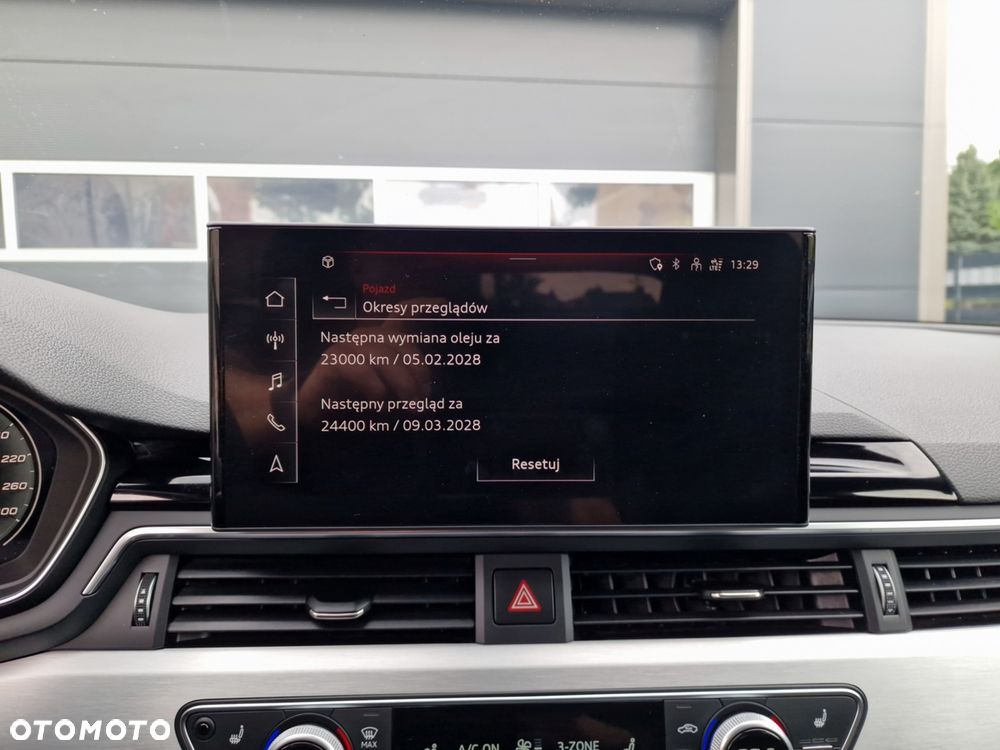 Audi A4 Avant 35 TFSI S tronic S line - 32